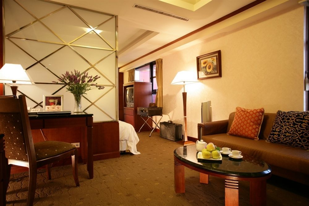 Hotel Dion Taichung Kamer foto